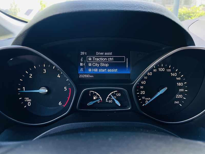 Ford Grand C-MAX 2.0TDCi MAN TAŽNÉ 1MAJITEL - fotka 47 z 50