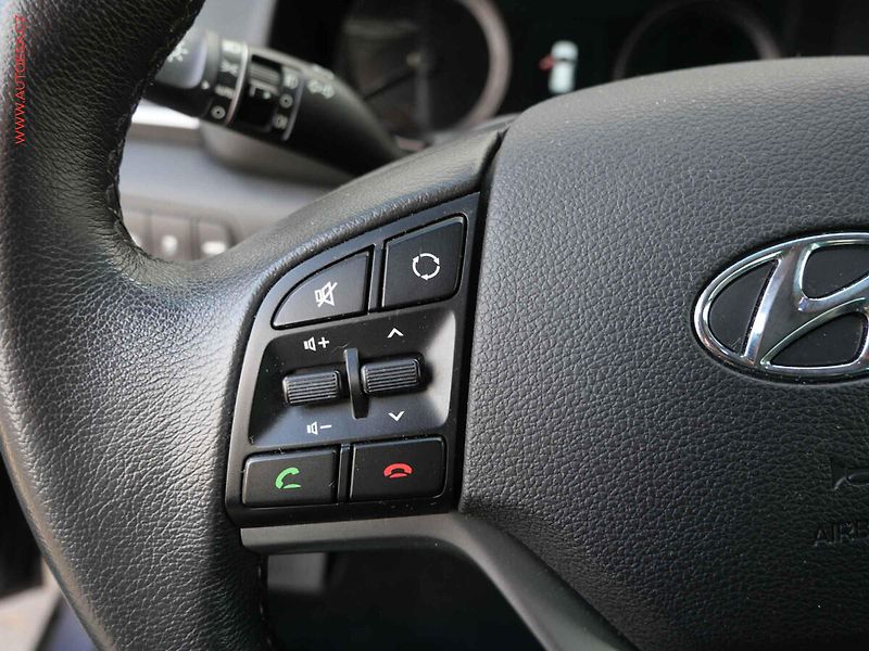 Hyundai Tucson (2015) 2.0CRDi 4x4, 1.maj,ČR, AT - fotka 12 z 30