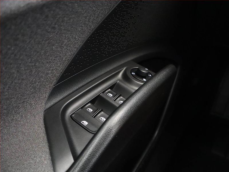 Škoda Enyaq (2021) iV 80 (82 kWh), SoH 88% - fotka 14 z 17