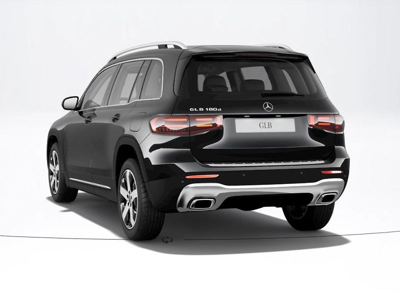 Mercedes-Benz GLB (2026) 180 d - fotka 4 z 9