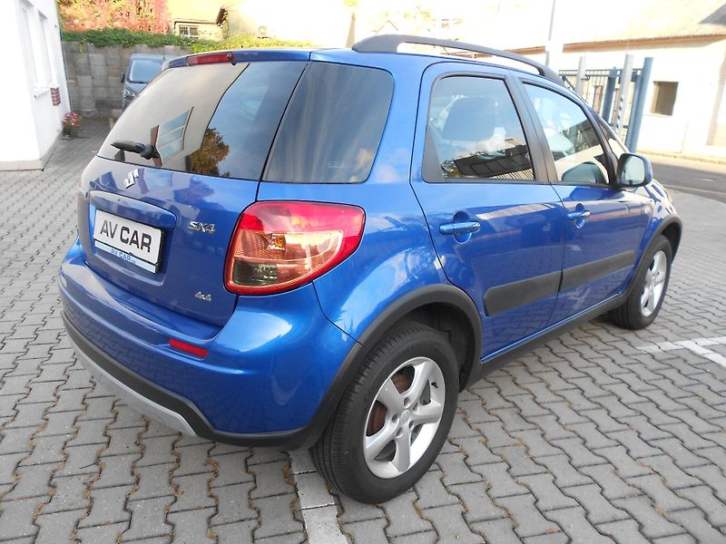 Suzuki SX4 1,6i 79kW 4X4 ČR - fotka 5 z 12