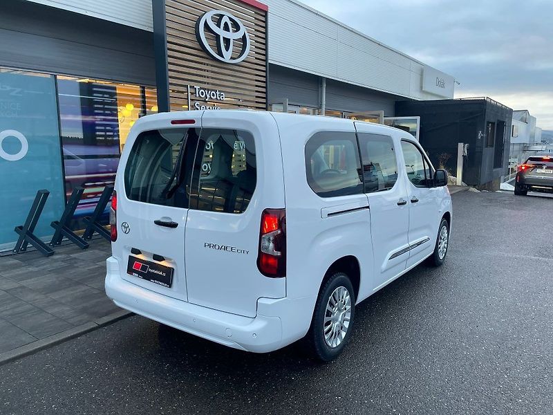 Toyota ProAce City Verso MC24 1.5L MT - fotka 5 z 25