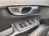 Volvo XC90 B5 2.0/173kW R-Design AT 4x4 - náhled 36