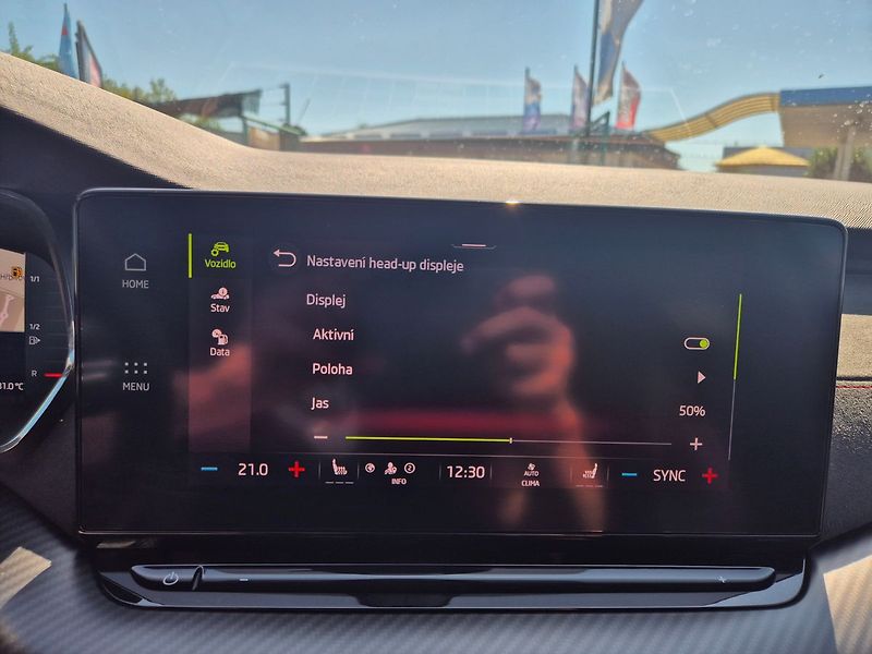 Škoda Octavia RS 2,0TSI DSG 180kW, CZ, záruk - fotka 35 z 37
