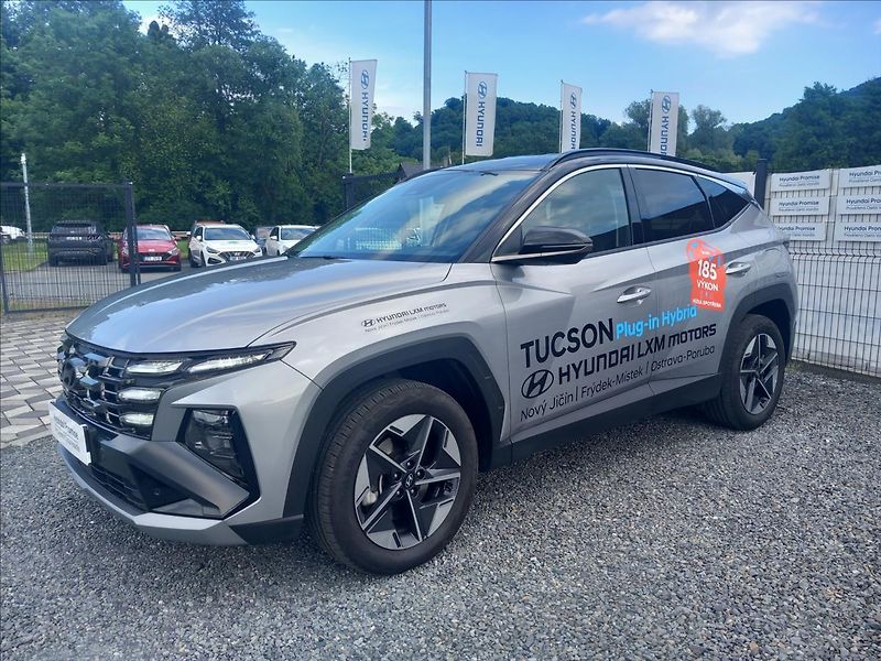 Hyundai Tucson 1,6 T-GDi PH AT 4WD PREMIUM - fotka 3 z 25