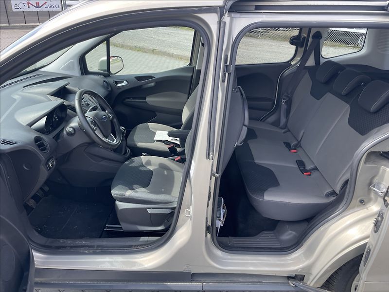 Ford Tourneo Connect 1,5 TDCi Trend Klima bez koroz - fotka 7 z 33