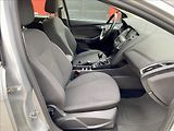 Ford Focus 1,5 TDCi NAVI VÝHŘEV - náhled 19