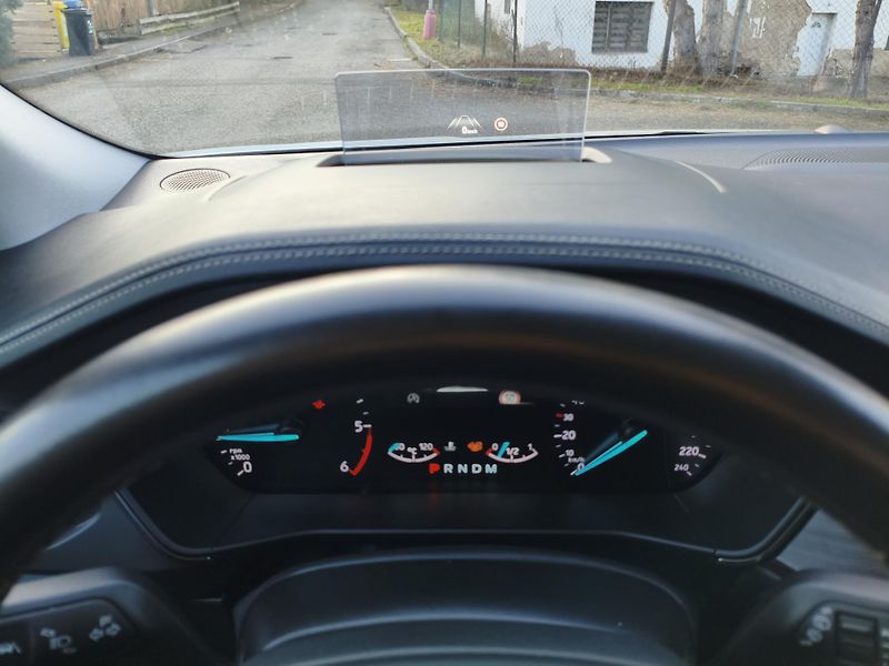 Ford Focus (2018) 2,0 Tdci 110Kw Vignale 8AT - fotka 27 z 38