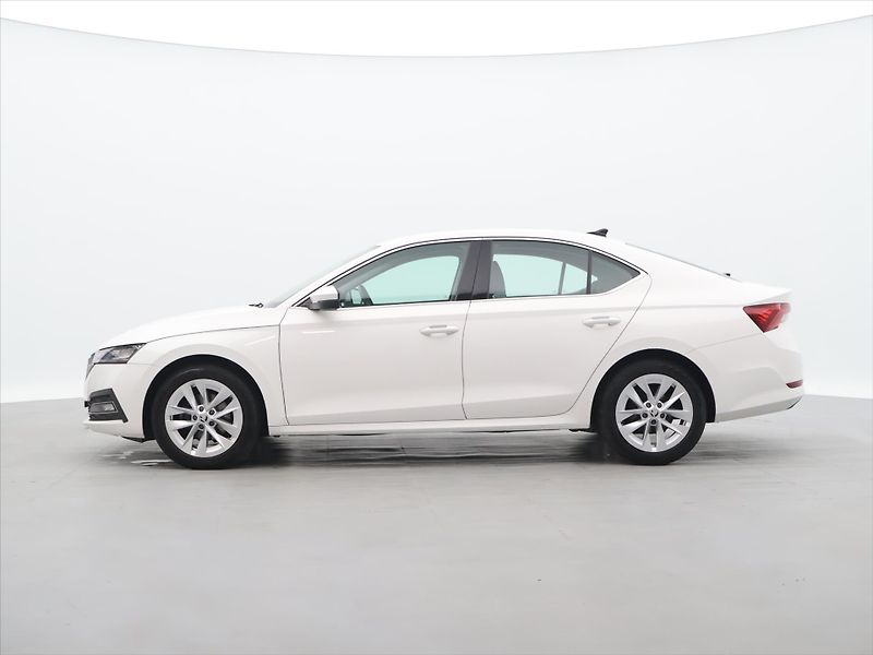 Škoda Octavia 1,5 TSI 110kW Style Aut.klima - fotka 4 z 37
