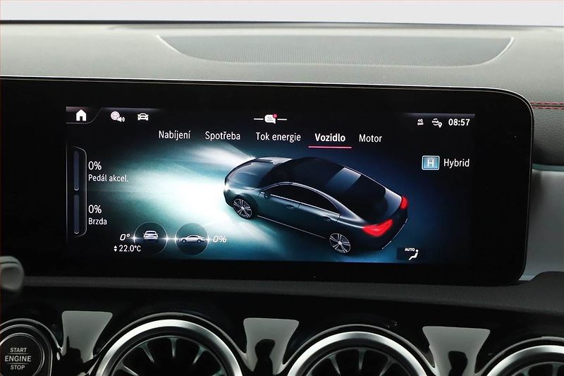Mercedes-Benz CLA (2025) 250 e - fotka 18 z 28
