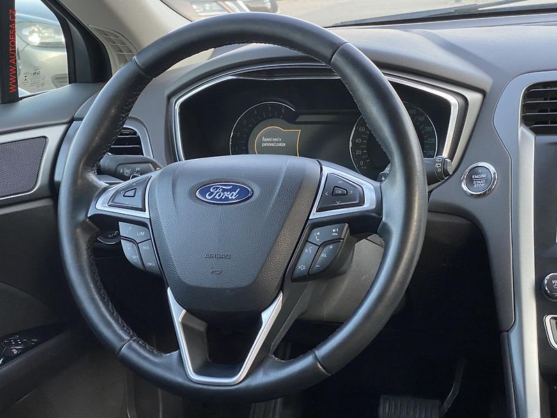 Ford Mondeo (2017) 2.0TDCi, AT, navi, park.asist - fotka 15 z 20