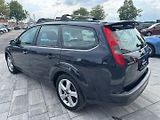 Ford Focus (2007) Ghia 2.0i 107kW - náhled 7