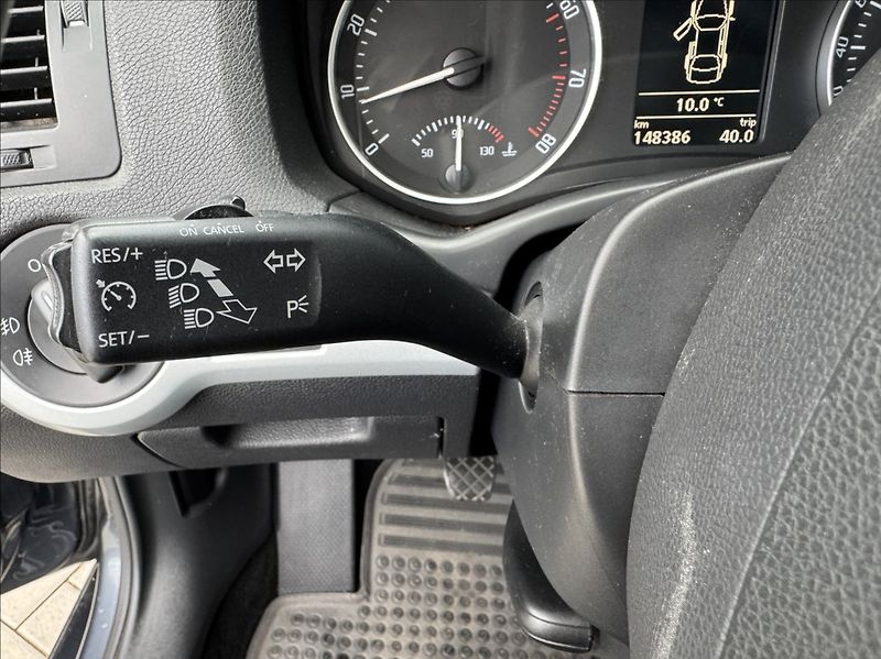 Škoda Octavia 1,8 TSI klima 1.maj. původ ČR - fotka 30 z 50
