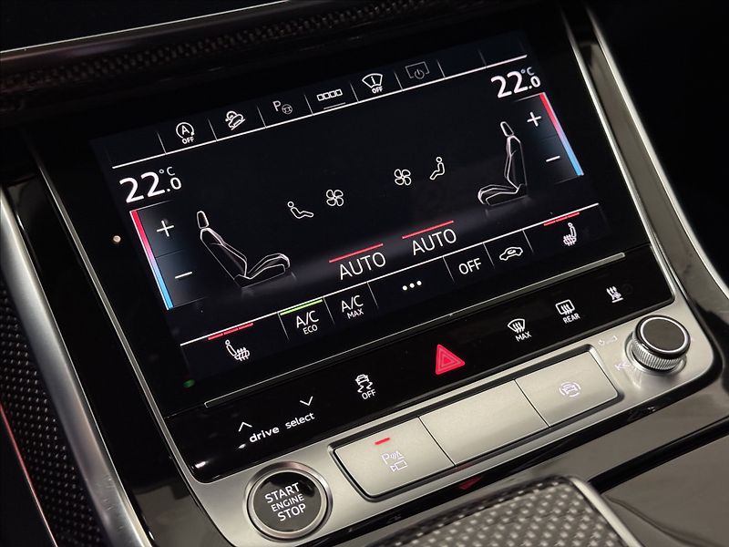 Audi Q8 3,0 TDi  Competition Plus LED - fotka 40 z 48