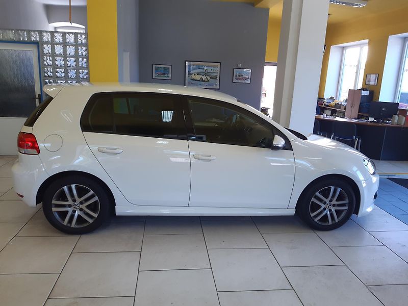 Volkswagen Golf 1.2 TSI 77KW GT-LINE - fotka 7 z 22