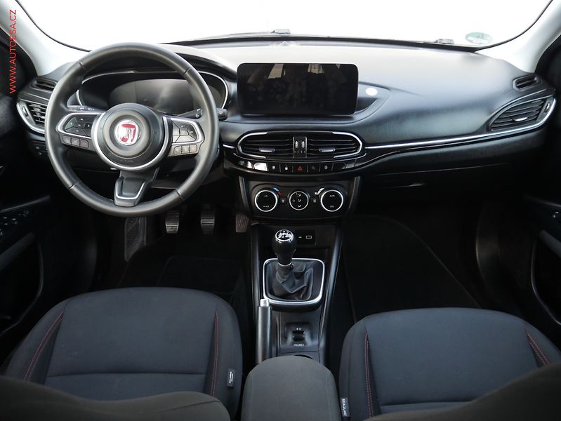 Fiat Tipo (2022) 1.0 GSE, Cross, LED - fotka 8 z 16