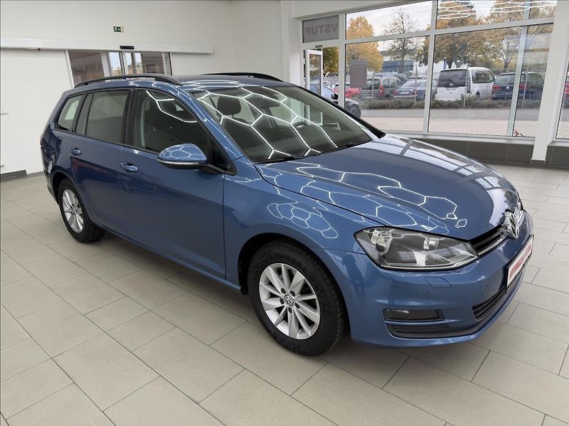 Volkswagen Golf 1,4 TSI,Navigace,digiklima,TZ - fotka 3 z 30