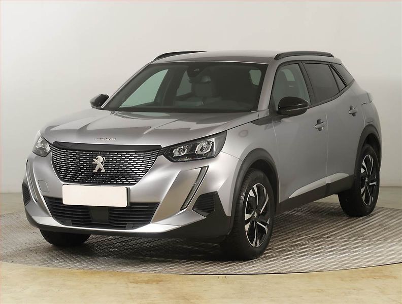 Peugeot 2008 (2023) 1.2 PureTech - fotka 2 z 25