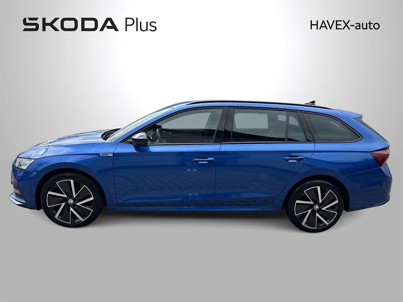 Škoda Octavia (2023) Combi 2.0 TDI DSG Sportline - fotka 3 z 36