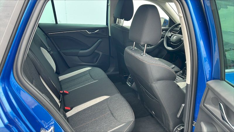 Škoda Kamiq (2024) SELEC TSI 85/1.0 M6F - fotka 12 z 26