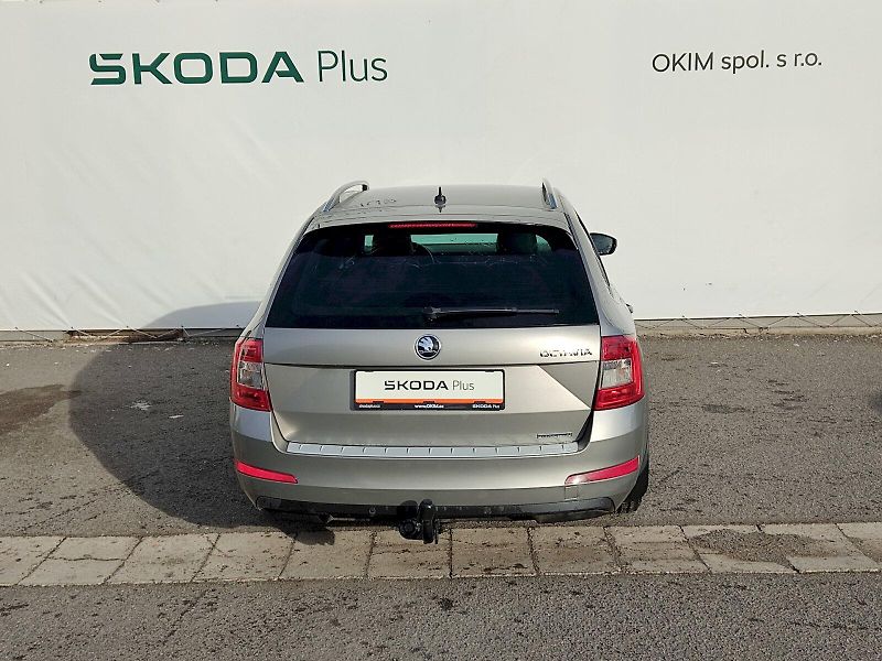 Škoda Octavia (2014) Combi Business 1,6 Tdi 81 Kw - fotka 31 z 33