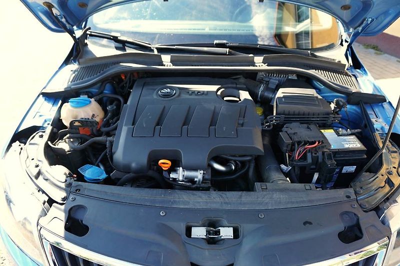 Škoda Rapid (2012) AMBITION 1,6 TDI 77 kW - fotka 36 z 38