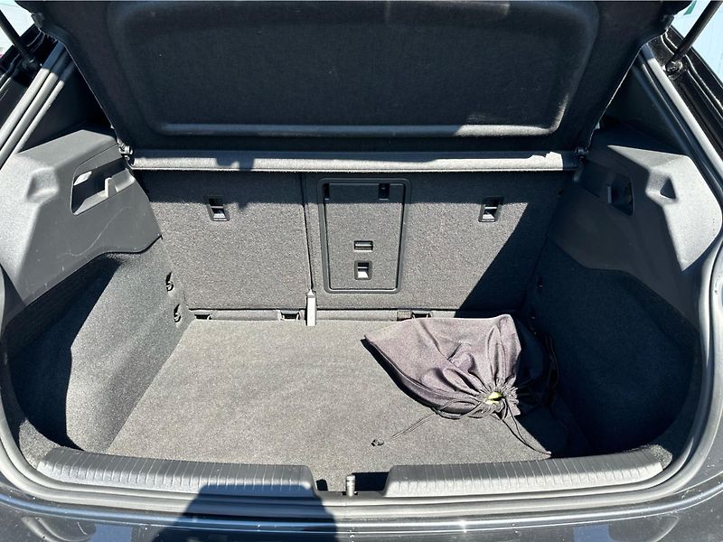 Volkswagen ID.3 150kW Pro 58kWh SoH 92% - fotka 13 z 22