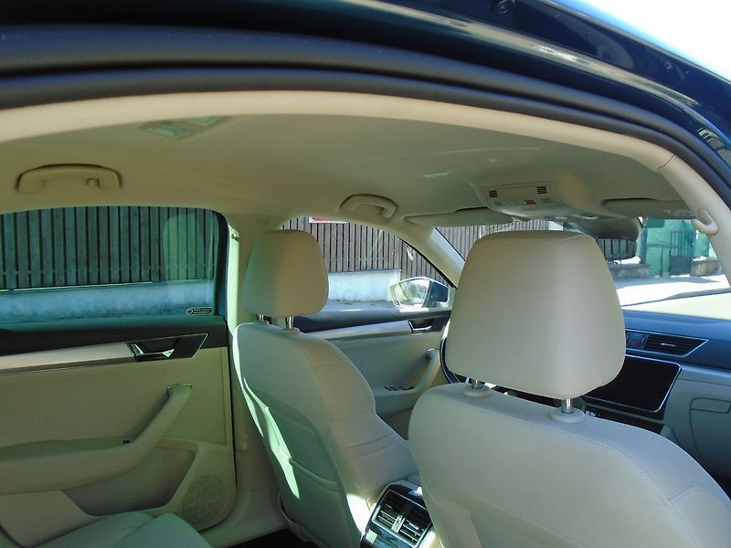 Škoda Superb (2019) 2.0 TDi, ČR - fotka 13 z 26