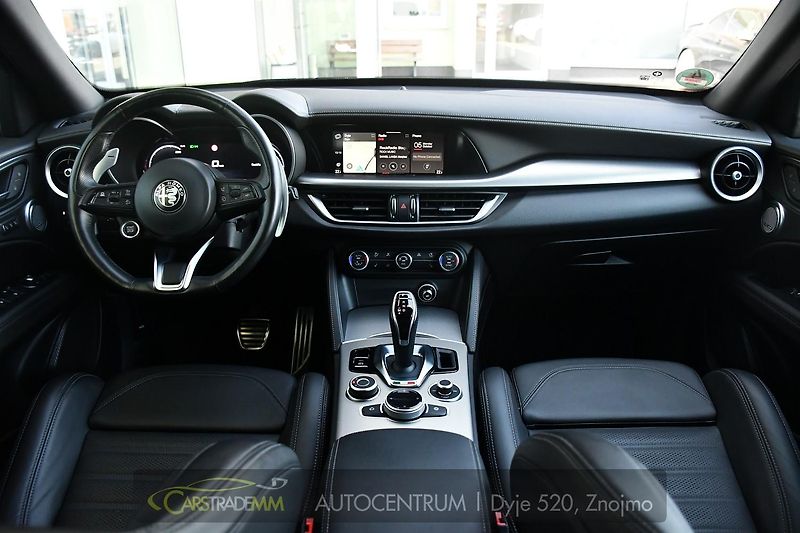 Alfa Romeo Stelvio 2.2D 16V 154kW Veloce AT8-Q4 - fotka 20 z 52