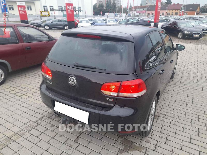 Volkswagen Golf (2012) 1.4TSi, TZ, výhř.sed. - fotka 2 z 3