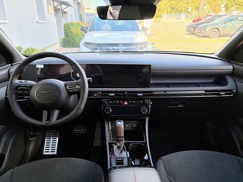 Hyundai Tucson 1,6 T-GDi 110kW DCT N-Line - fotka 11 z 24