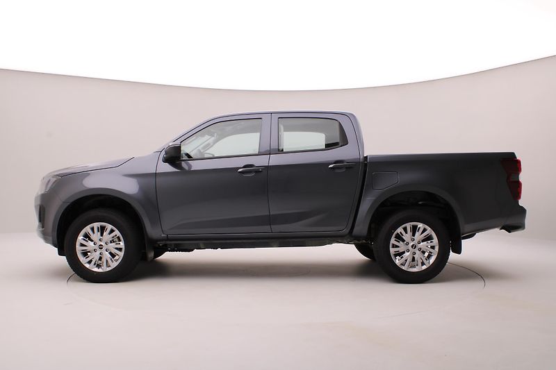Isuzu D-Max (2026) Double Cab 1,9l LS 4x4 AUT - fotka 2 z 35