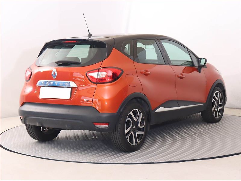 Renault Captur (2015) 1.2 TCe, Automat, Serv.kniha - fotka 5 z 18