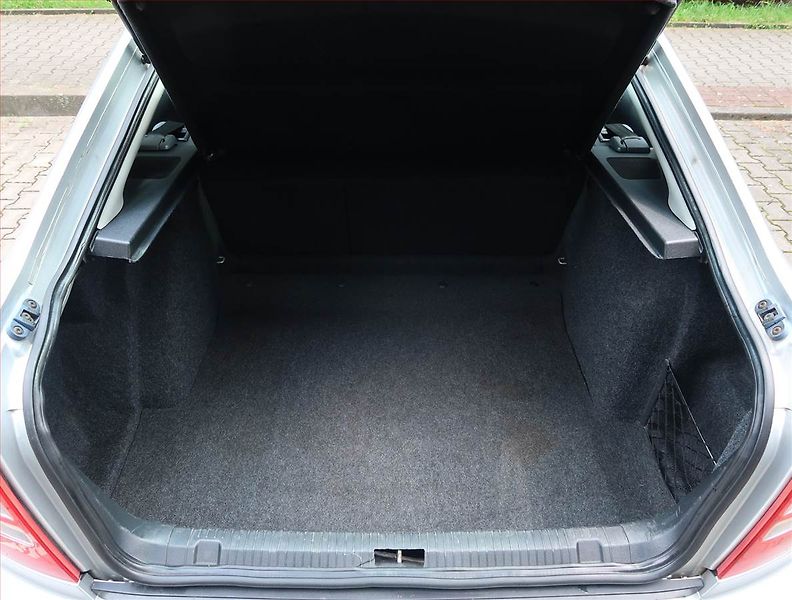 Škoda Octavia (2004) 1.9 TDI, po STK, Tažné - fotka 13 z 16