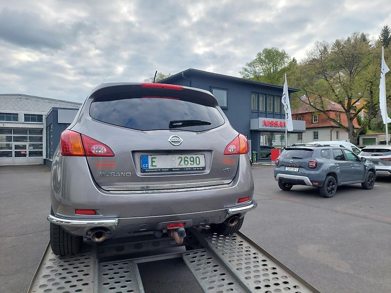 Nissan Murano (2011) II. Tekna dCi 190 4x4 - fotka 35 z 40