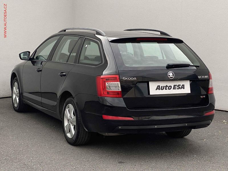 Škoda Octavia (2015) 2.0 TDi 4x4, Elegance - fotka 6 z 17