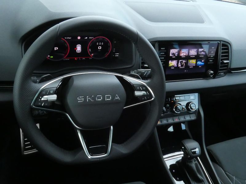 Škoda Karoq (2026) Sportline 1.5 TSI 110 kW DSG - fotka 16 z 30
