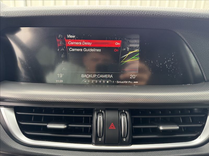 Alfa Romeo Stelvio 2,0 T 206kW Q4 AT8 ZF 4X4 - fotka 43 z 50