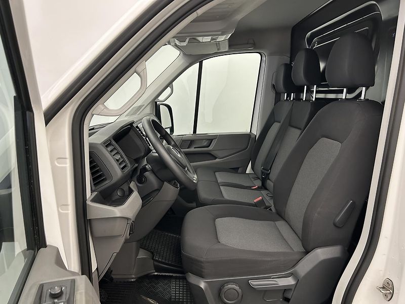 Volkswagen Crafter 2.0 TDI L2H3 - fotka 7 z 21