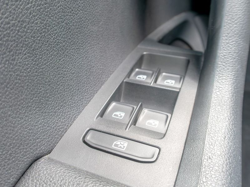 Škoda Octavia (2017) ČR 2.0TDI 135KW SCOUT - fotka 31 z 50