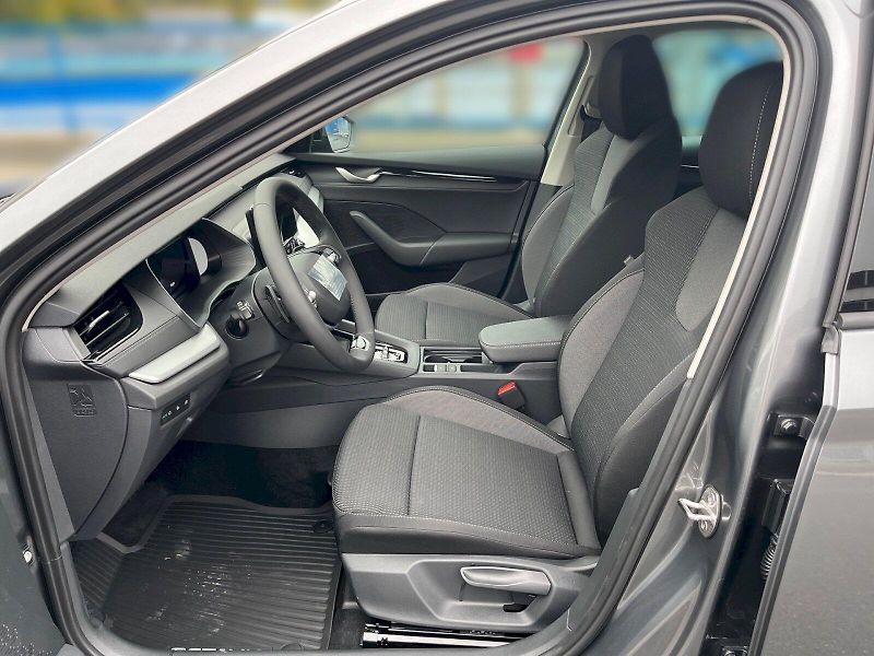 Škoda Octavia (2025) COMBI TOP SELECTION 1,5 TSI M- - fotka 16 z 34