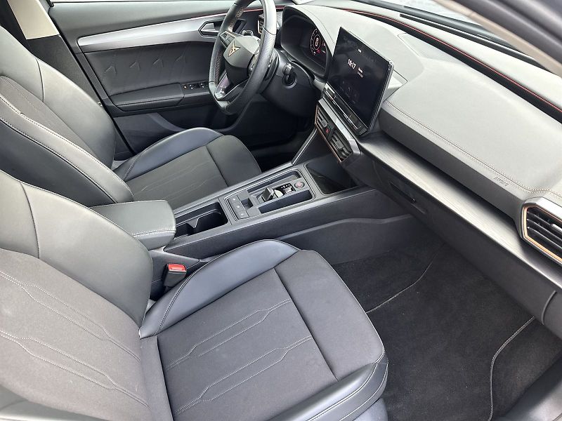 Cupra Formentor (2024) 1.5 TSI DSG - fotka 9 z 29