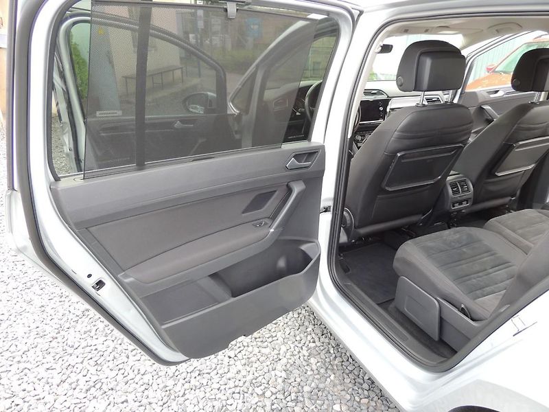 Volkswagen Touran (2018) 1.4TSi,110kw,7míst,Top výbava, - fotka 13 z 55