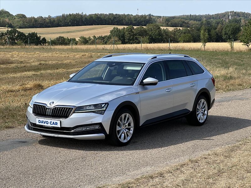 Škoda Superb 2,0 TDI 140kW DSG Scout 4x4 CZ - fotka 3 z 39
