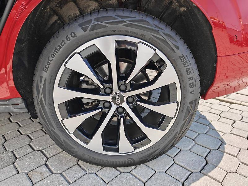 Audi Q3 7STT  1,5 TFSI - fotka 26 z 29