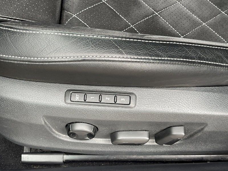 Škoda Superb (2022) Sportline 2.0 TDI 147kW DSG - fotka 26 z 35