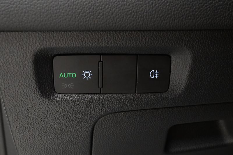 Škoda Octavia 1,4 TSI iV 110 kW DSG Ambition - fotka 26 z 30