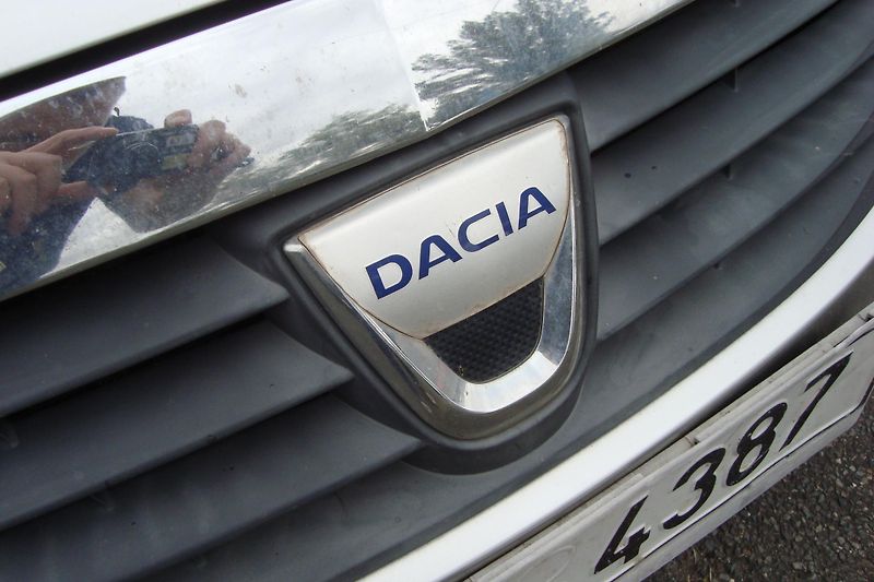 Dacia Logan (2009) 1.5 DCi - fotka 44 z 44