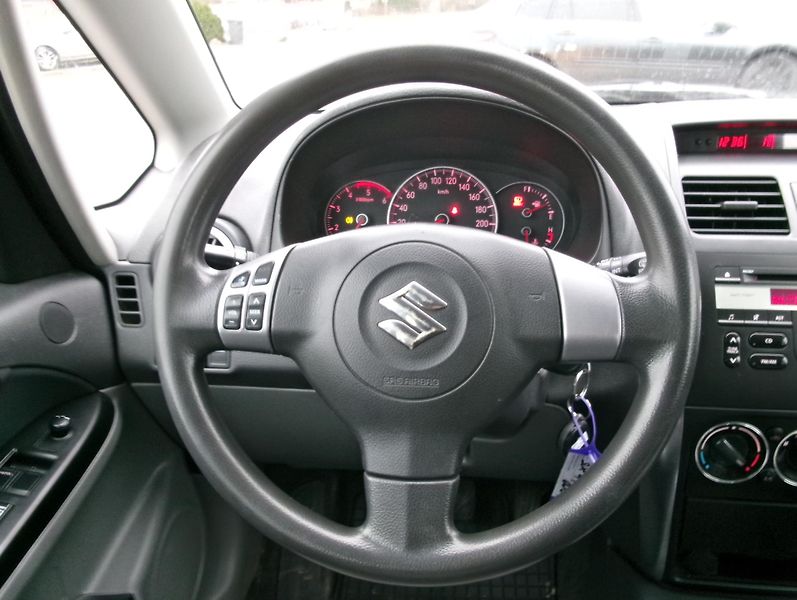 Suzuki SX4 (2009) 1.9DDiS 4x4 KLIMA výhřev TAŽNÉ - fotka 18 z 30
