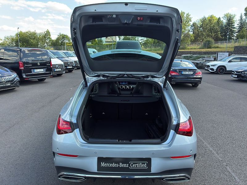 Mercedes-Benz CLA 200 d Shooting Brake AMG - fotka 12 z 26